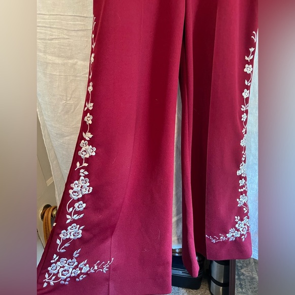 Vintage Elegant Red Wide Leg Trousers with White Embroidery - Picture 7 of 14